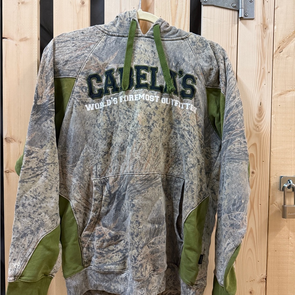 Cabela's Gray and Green Men's Jacket